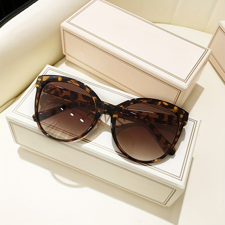 Liora | Oversized Cat-Eye Sunglasses