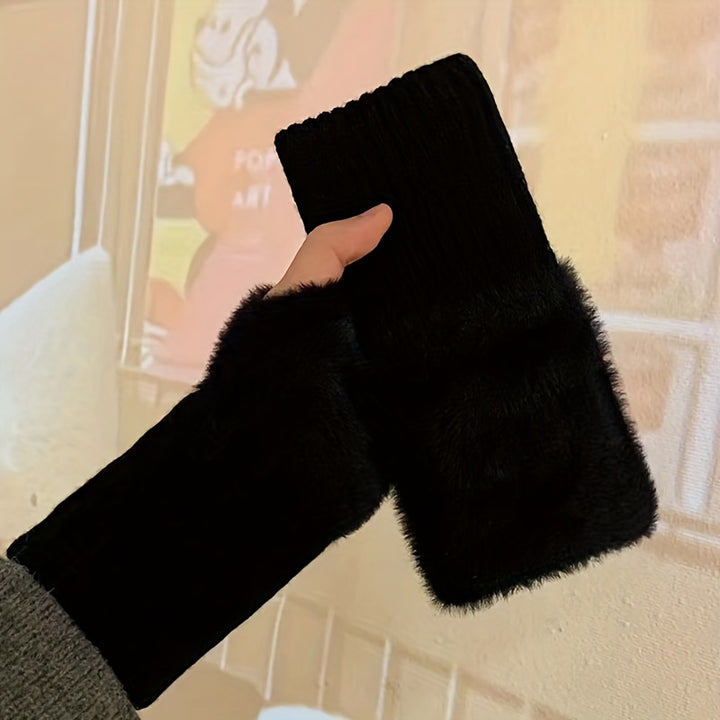 Sarah | Cozy Winter Fingerless Gloves