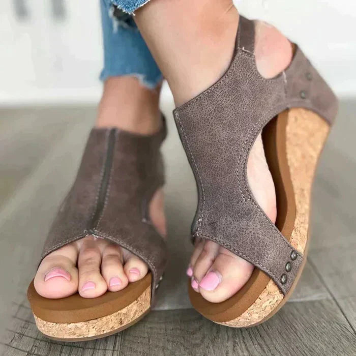 Astrid | Stylish and Comfortable Wedge Sandals