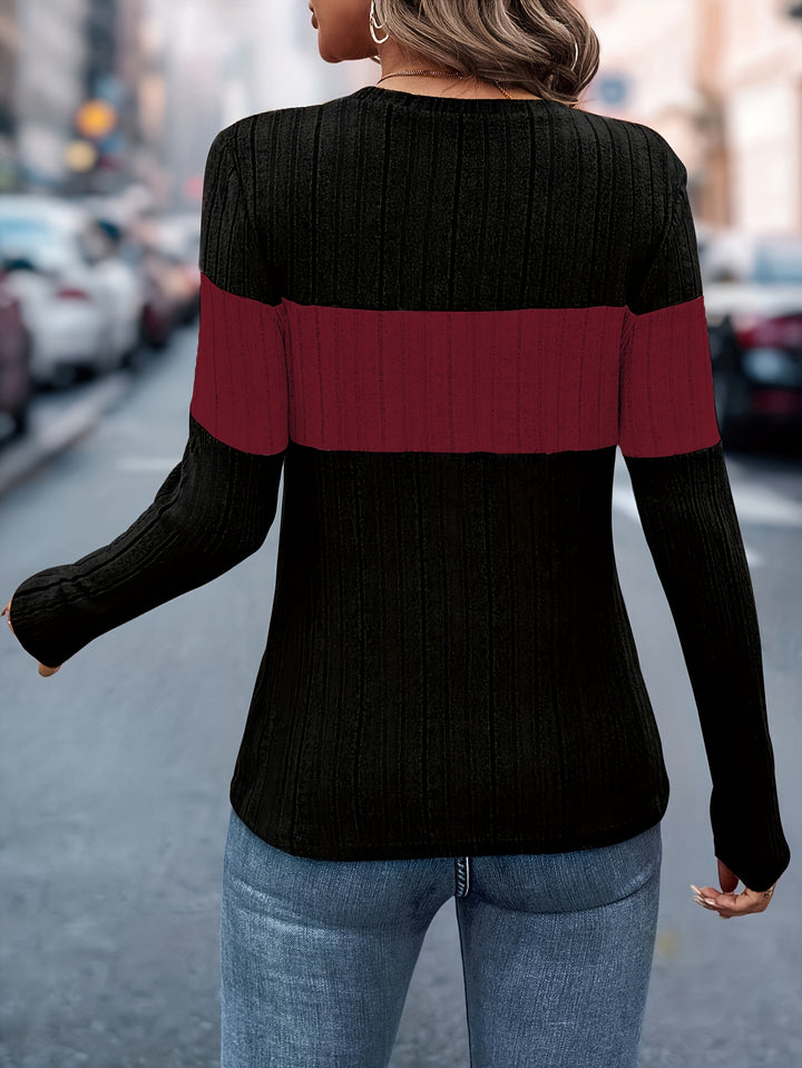 Lucy | The Elegant Colorblock Pullover